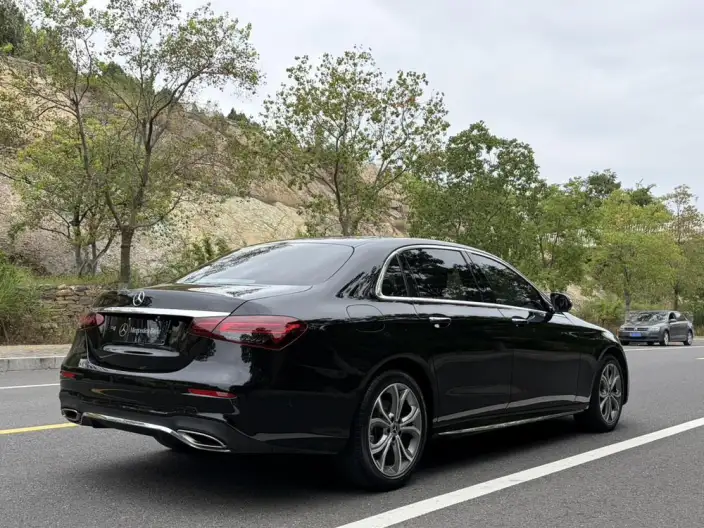 Mercedes-Benz E-Class 2022 Model E 300 L Luxury Model Sports sedan – фото 7