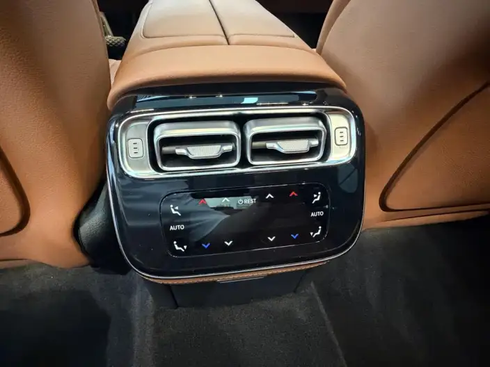 Mercedes-Benz S-Class 2023 Model S 400 L Luxury Model – фото 8