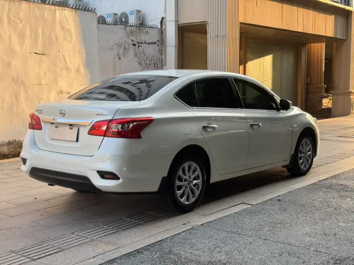 Nissan Sylphy 2024 Model Facelift Classic 1.6L XL CVT Deluxe Edition – фото 6