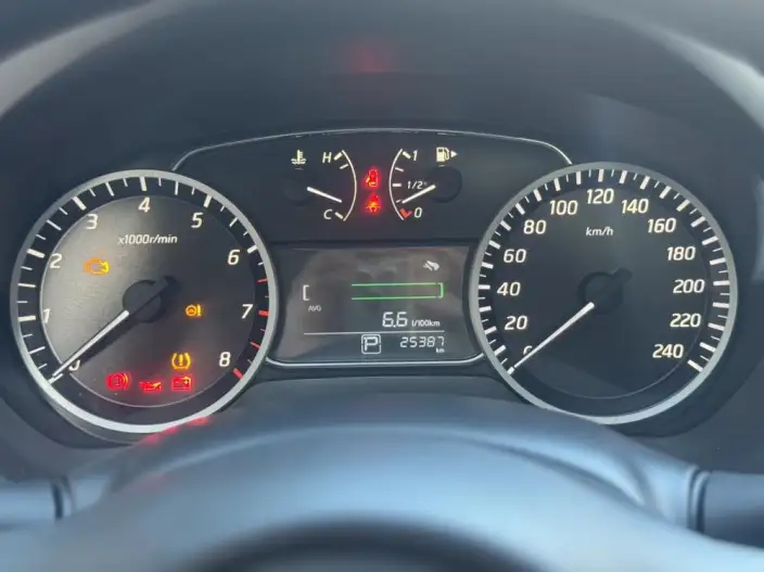 Nissan Sylphy 2024 Model Facelift Classic 1.6L XL CVT Deluxe Edition – фото 9