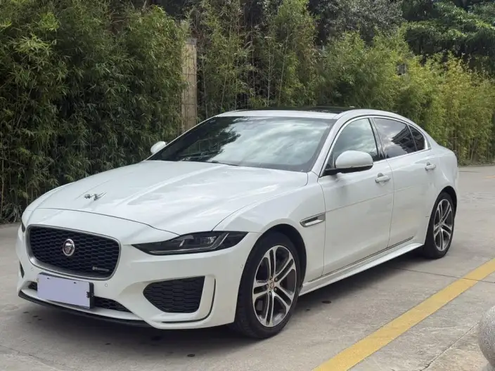 Jaguar XE L 2020 Model 2.0T 200PS R-DYNAMIC S Enterprising Sports Edition – фото 1