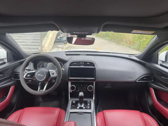 Jaguar XE L 2020 Model 2.0T 200PS R-DYNAMIC S Enterprising Sports Edition – фото 7