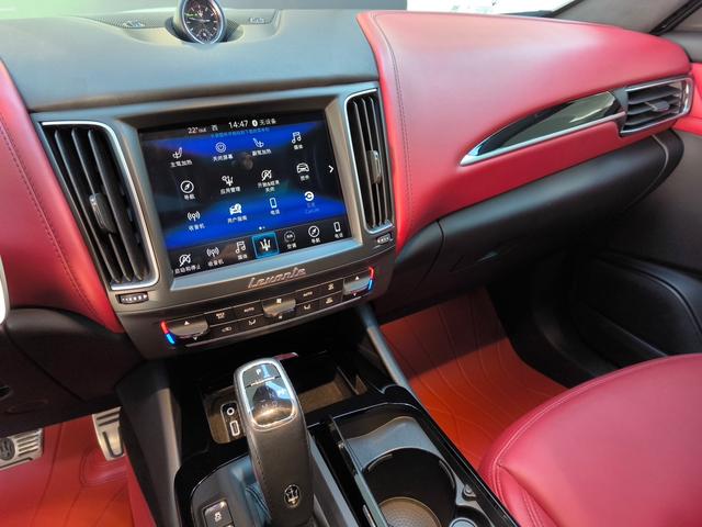 Levante Модель 2019 года 3.0T 350Hp Standard Edition Country VI – фото 10