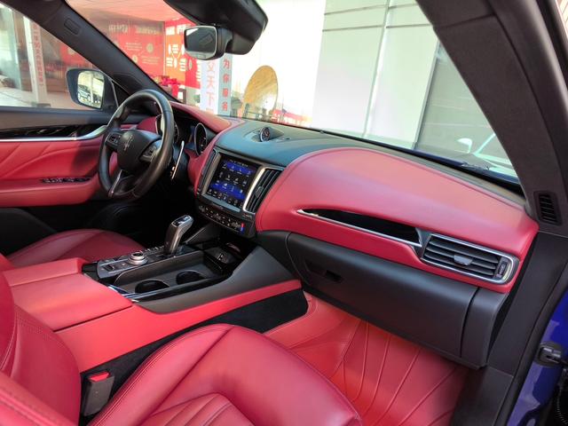 Levante Модель 2019 года 3.0T 350Hp Standard Edition Country VI – фото 19