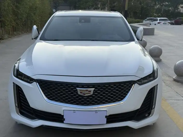 Cadillac CT5 2020 Model 28T Fashion Model – фото 2