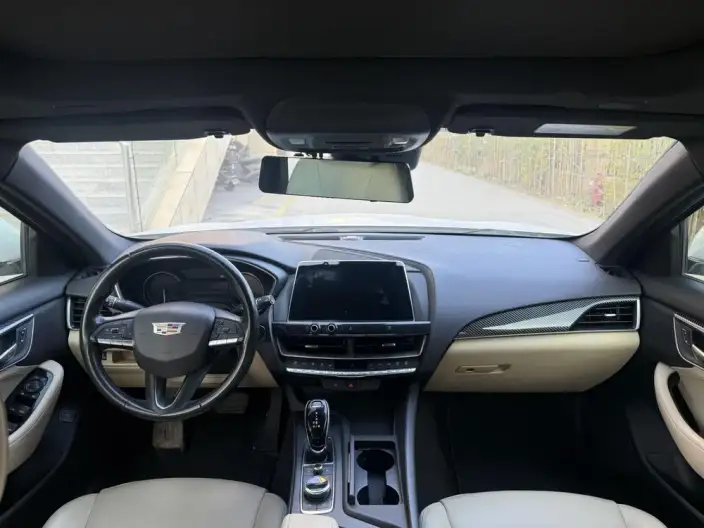 Cadillac CT5 2020 Model 28T Fashion Model – фото 7