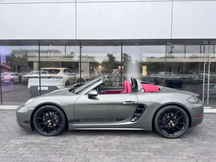Porsche 718 2023 Model Boxster Style Edition 2.0T – фото 3