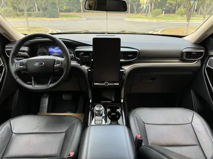 Ford Explorer 2020 Model EcoBoost 285 Rear Drive Fashion edition 7 seat – фото 9