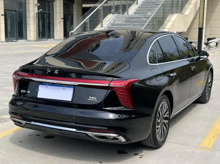 Hongqi H5 2024 Model 2.0T Automatic Flag Enjoy Edition – фото 6