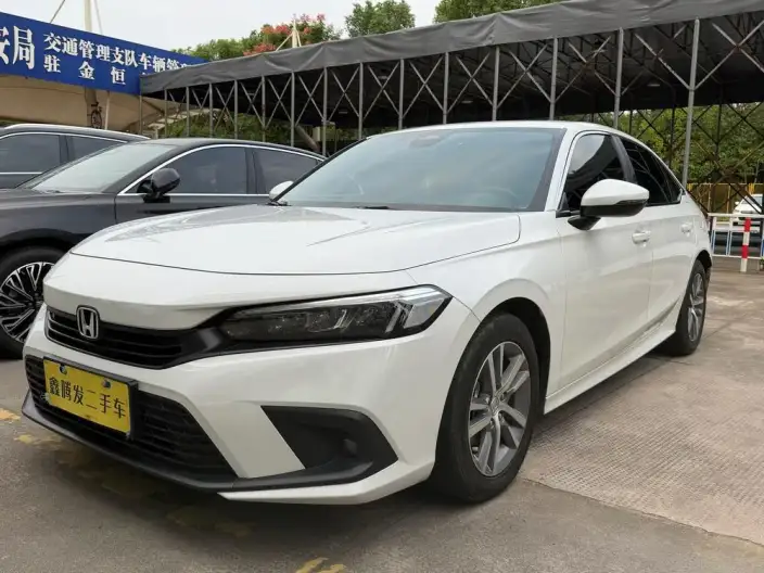 Honda Civic 2023 Model 240TURBO CVT Momentum Edition – фото 1