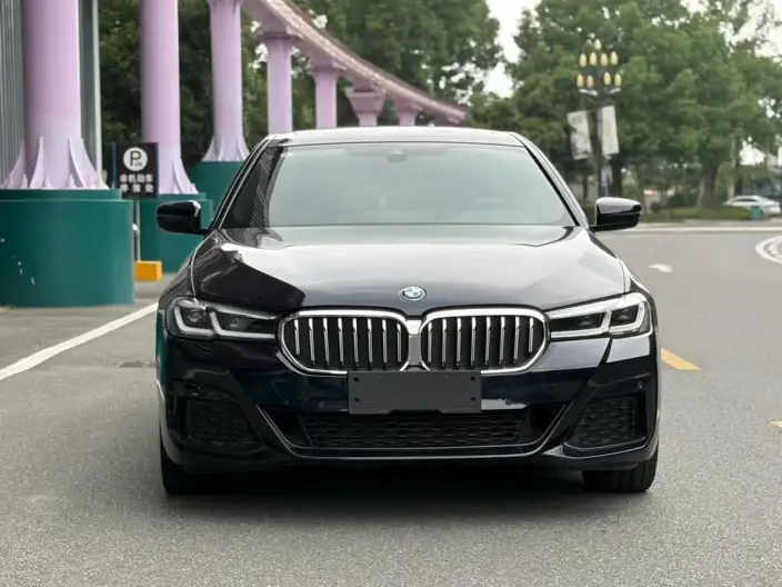 BMW 5 Series 2022 Model Facelift 525Li M Sports Set