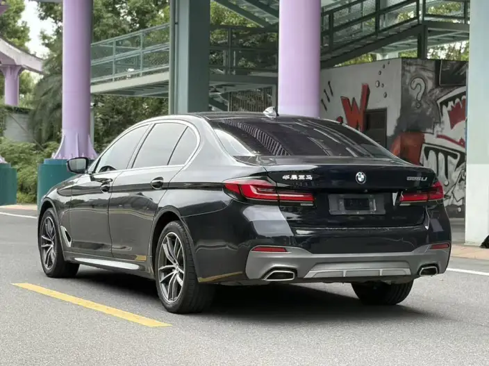 BMW 5 Series 2022 Model Facelift 525Li M Sports Set