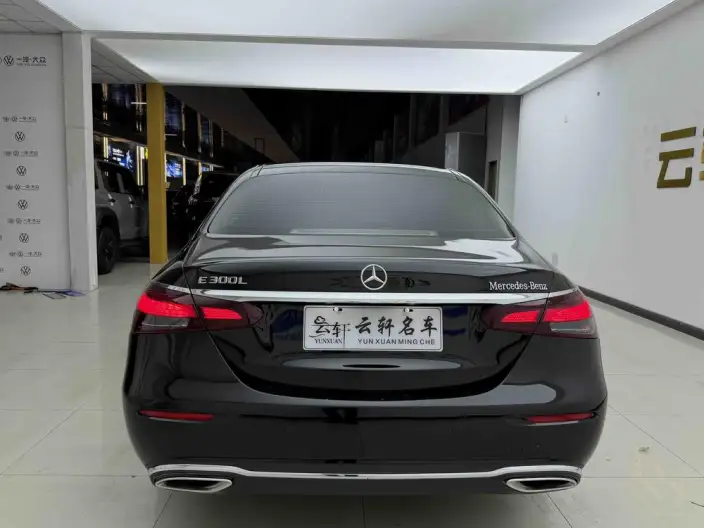 Mercedes-Benz E-Class 2023 Model E 300 L Fashion Model sedan – фото 5