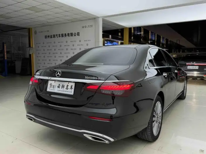 Mercedes-Benz E-Class 2023 Model E 300 L Fashion Model sedan – фото 6
