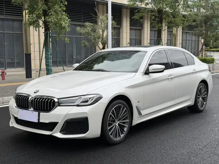 BMW 5 Series 2022 Model Facelift II 530Li Leading Model M Sports Set – фото 1