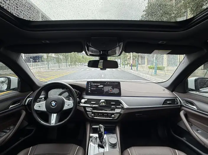 BMW 5 Series 2022 Model Facelift II 530Li Leading Model M Sports Set – фото 7