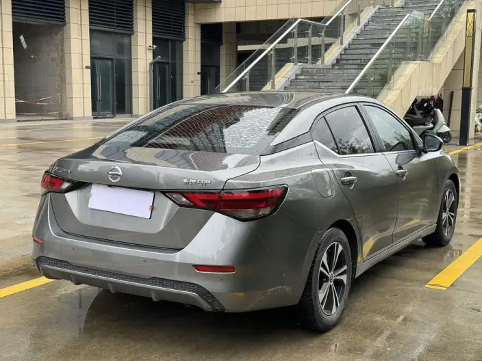 Nissan Sylphy 2022 Model 1.6L XL CVT Yuexiang Edition – фото 6