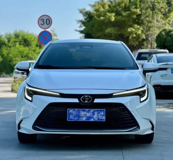 Toyota Levin 2023 Model Hybrid 1.8L Deluxe Edition – фото 2