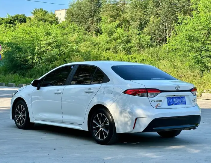 Toyota Levin 2023 Model Hybrid 1.8L Deluxe Edition – фото 4