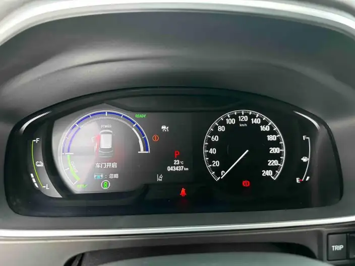Honda Elysion 2024 Model 2.0L e:HEV Deluxe Edition – фото 10
