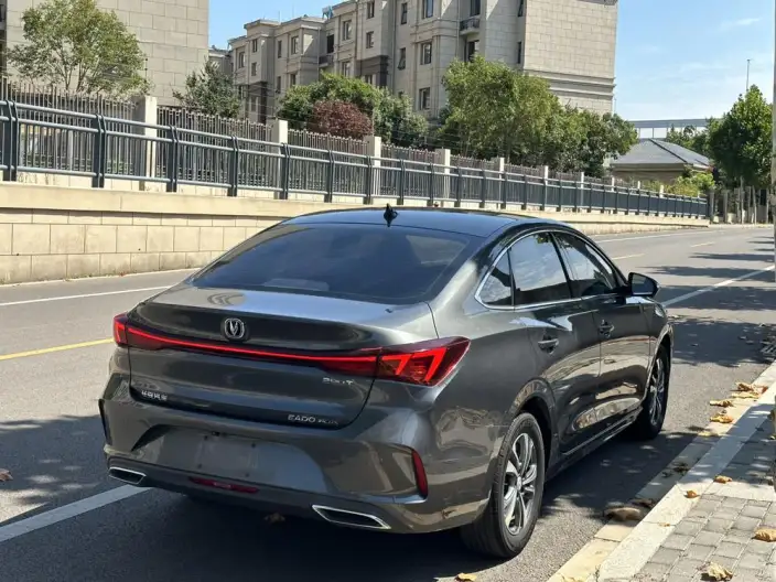 Changan Eado 2022 Model PLUS Blue whale NE 1.4T GDI DCT Noble Model – фото 6