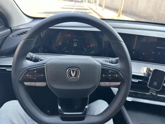 Changan Eado 2022 Model PLUS Blue whale NE 1.4T GDI DCT Noble Model – фото 9