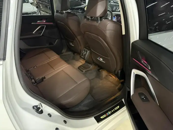 BMW X1 2025 Model sDrive25Li M Sports Set – фото 9