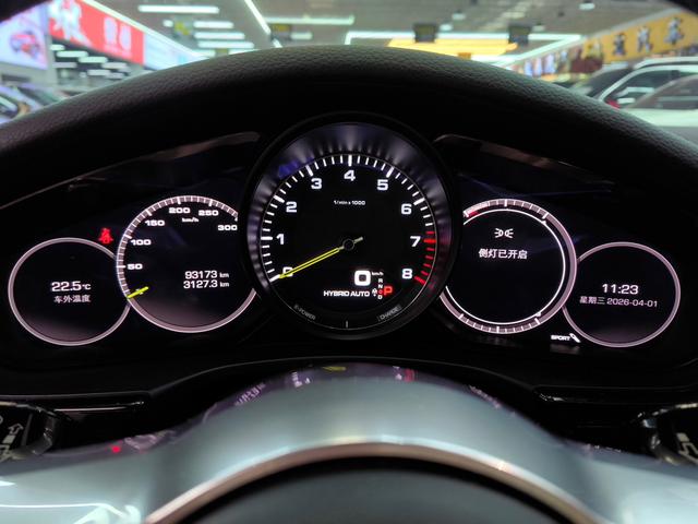 Panamera E-Hybrid 2017 модификация Panamera 4 E-Hybrid Executive Extended Edition 2.9T – фото 6