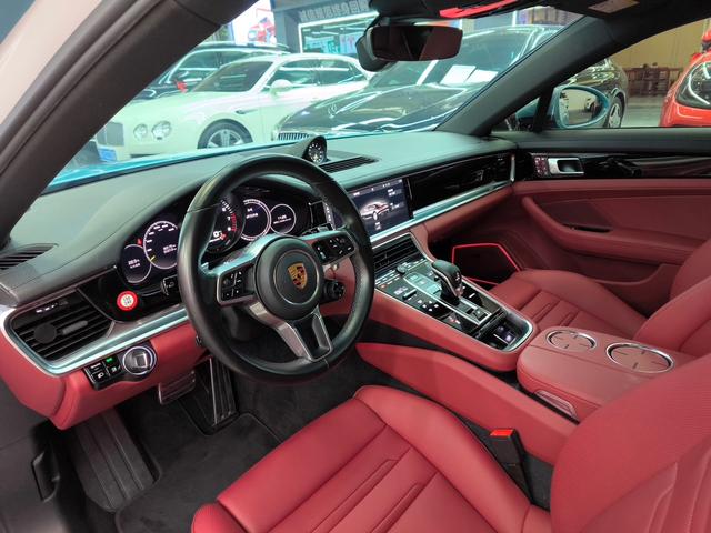 Panamera E-Hybrid 2017 модификация Panamera 4 E-Hybrid Executive Extended Edition 2.9T – фото 13