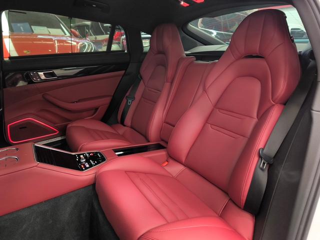 Panamera E-Hybrid 2017 модификация Panamera 4 E-Hybrid Executive Extended Edition 2.9T – фото 16