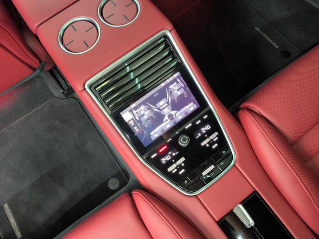 Panamera E-Hybrid 2017 модификация Panamera 4 E-Hybrid Executive Extended Edition 2.9T – фото 23