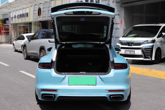 Panamera E-Hybrid 2017 модификация Panamera 4 E-Hybrid Executive Extended Edition 2.9T – фото 25