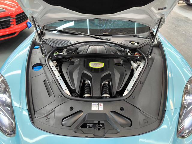 Panamera E-Hybrid 2017 модификация Panamera 4 E-Hybrid Executive Extended Edition 2.9T – фото 31