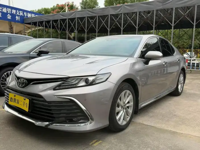 Toyota Camry 2023 Model 2.0G Deluxe Edition – фото 1
