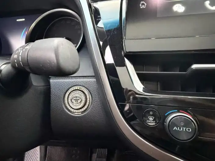Toyota Camry 2023 Model 2.0G Deluxe Edition – фото 8