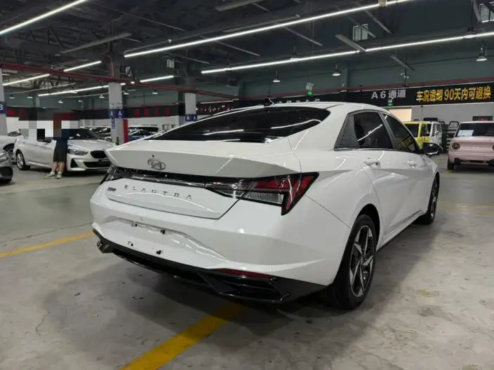 Hyundai Ioniq 2022 Model 1.5L CVT LUX Premium Edition – фото 6