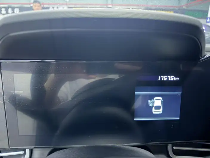 Hyundai Ioniq 2022 Model 1.5L CVT LUX Premium Edition – фото 9