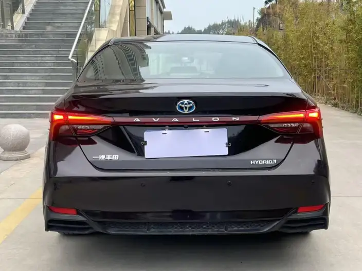 Toyota Avalon 2022 Model Hybrid 2.5L Deluxe Edition – фото 5
