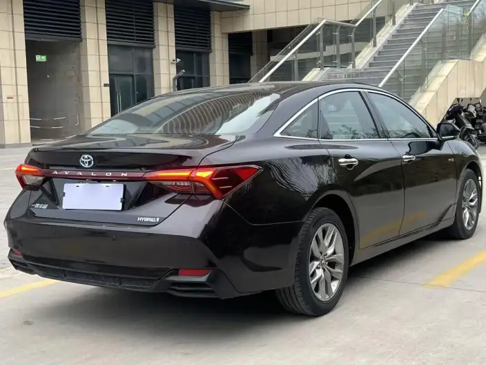Toyota Avalon 2022 Model Hybrid 2.5L Deluxe Edition – фото 6