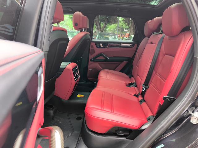 Porsche Cayenne 2022 Cayenne 3.0T Platinum Edition – фото 13
