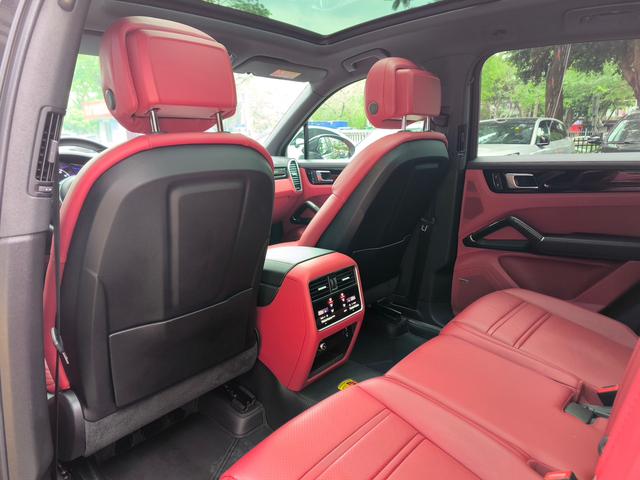 Porsche Cayenne 2022 Cayenne 3.0T Platinum Edition – фото 15