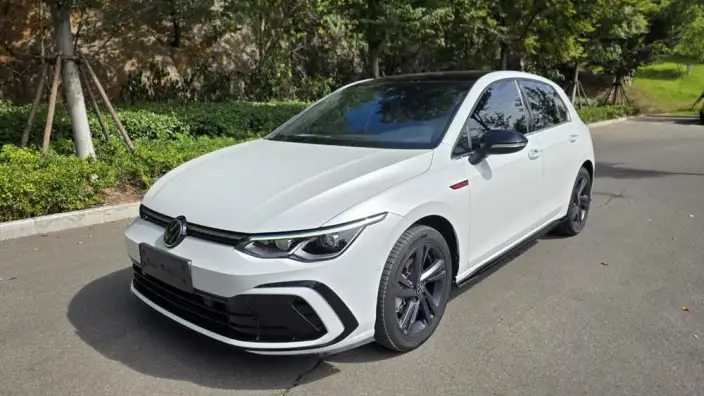 Volkswagen Golf 2021 Model 280TSI DSG R-Line – фото 1