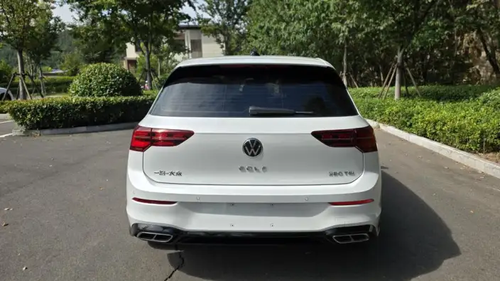 Volkswagen Golf 2021 Model 280TSI DSG R-Line – фото 6