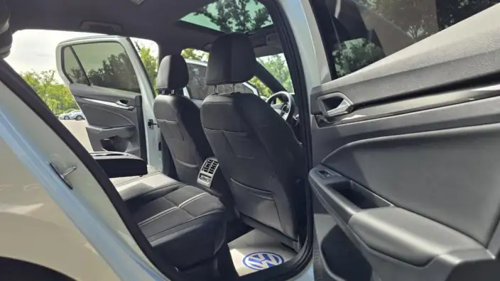 Volkswagen Golf 2021 Model 280TSI DSG R-Line – фото 9