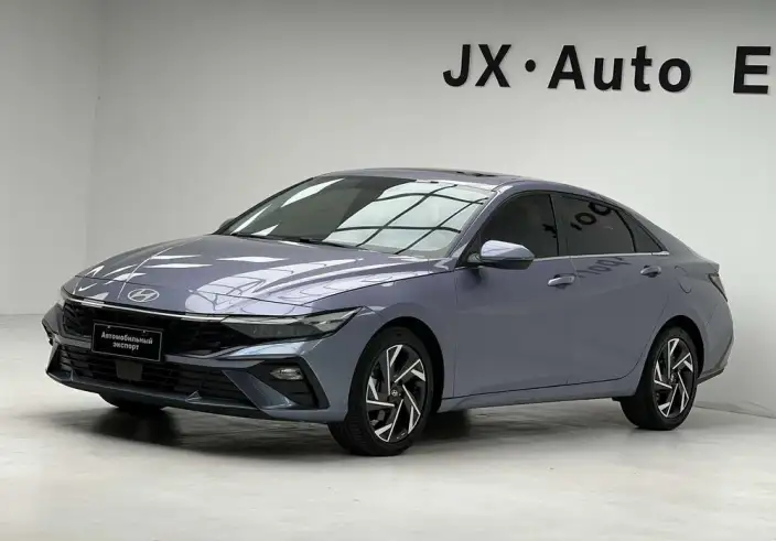 Hyundai Ioniq 2023 Model 1.5L CVT GLX Elite Edition – фото 1