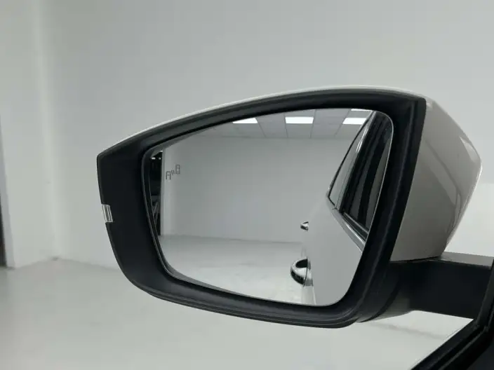 Karoq 2022 Model TSI280 Luxury Edition – фото 8