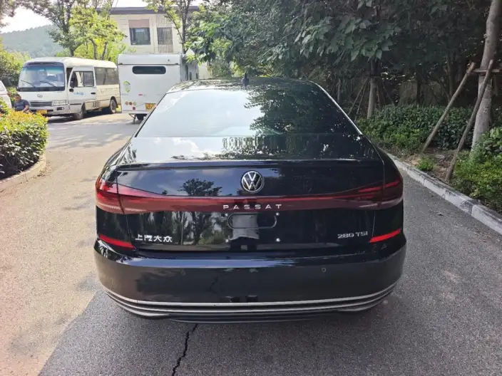 Volkswagen Passat 2022 Model 280TSI Elite Edition – фото 5