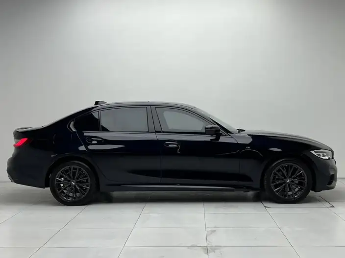 BMW 3 Series 2022 Model 325Li M Sports Night Set – фото 8