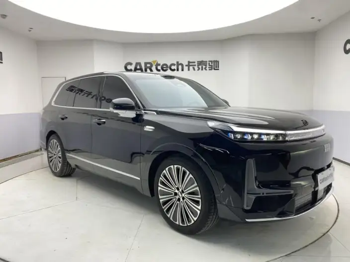 Geely M9 2025 Model 210km 4WD Pilot Edition – фото 3