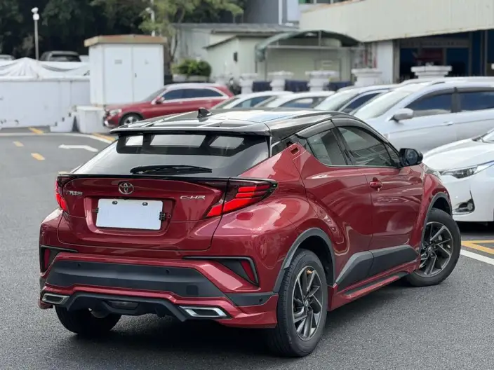 Toyota C-HR 2021 Model 2.0L Deluxe Edition – фото 3
